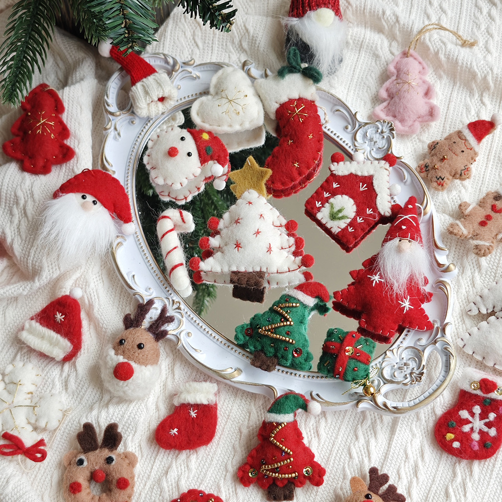 圣诞节羊毛毡布艺挂件挂饰圣诞老人袜子礼品DIY圣诞树装视花束包