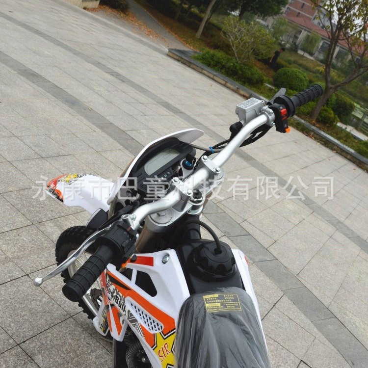 Export Version of Zongshen Water-Cooled 300Cc New Water-Cooled Off-Road Fuel Motorcycle High-Speed Climbing Mountain Stunt Car