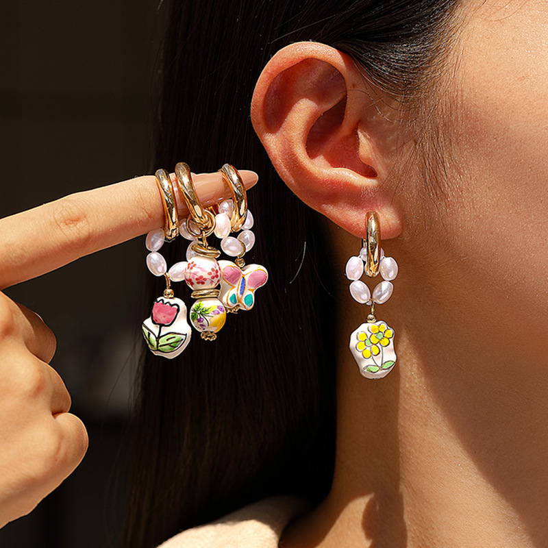 EZ5387 Cross-border European and American Blue and White Porcelain Flower Pearl Earrings Butterfly Pendant Women's Copper Ear Buckle Sweet Beauty Earrings