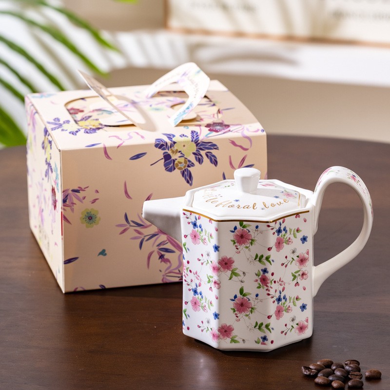 Flores exquisitas amor tazas de café plato tetera de cerámica caja de regalo conjunto de casada de Navidad regalo de cumpleaños