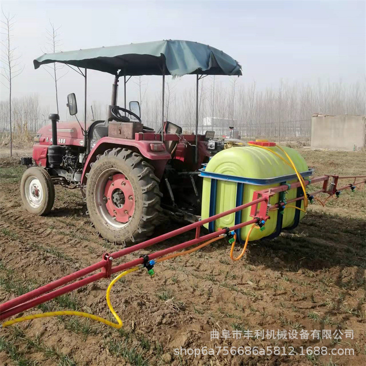 蔬菜药材地打药机 600斤皮带拖拉机带打药机 果园风送式喷药机