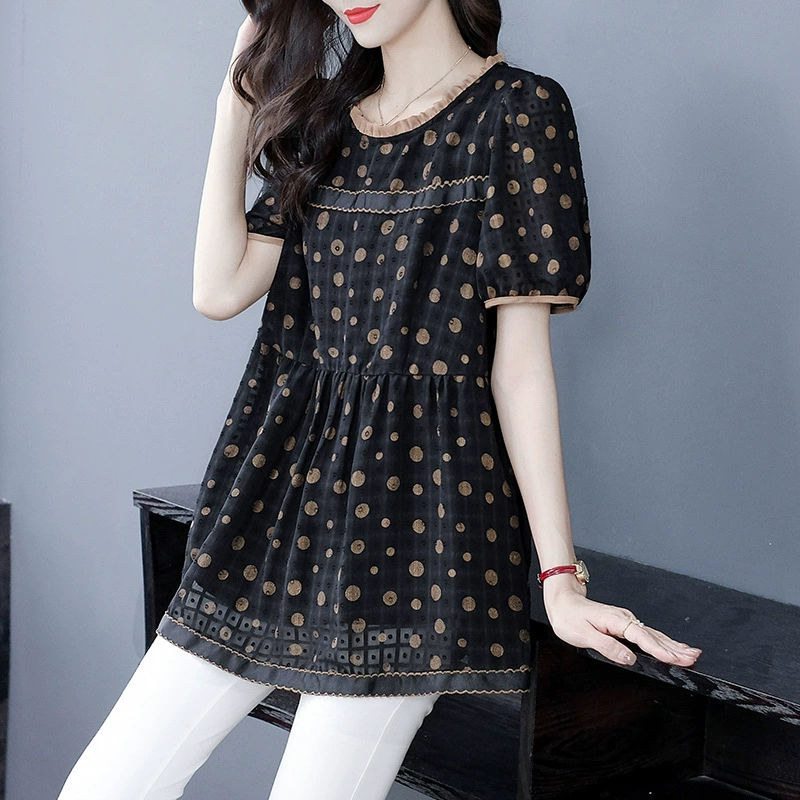 Летняя свободная универсальная блузка из шифона в горошек с короткими рукавами для женщин больших размеров, одежда для женщин среднего и пожилого возраста, легкий стиль для зрелых женщин.