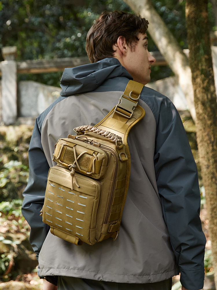 Amazon cross-border - cuatro bolsas de pecho tácticas de hamburguesas para montar mochila de hombro mochila de cuatro bolsas (grande)