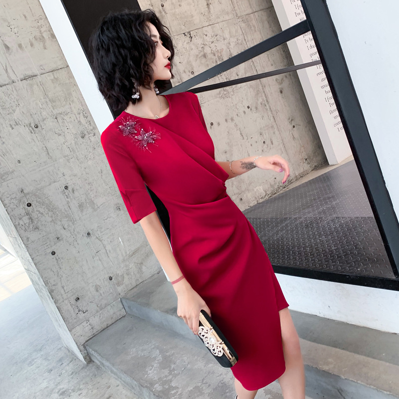 Vestido de tostadas novia verano boda vestido de noche vino rojo gente pequeña puede usar temperamento compromiso mujeres adelgazamiento