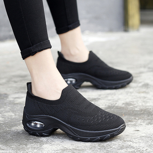 New women's shoes, flying weaving air cushion shoes, spring women's casual shoes, foreign trade thick soles, fashionable and breathable women's shoes