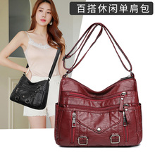 跨境简约PU软皮多隔层水洗皮包女实用柔软中老年妈妈包休闲斜挎包