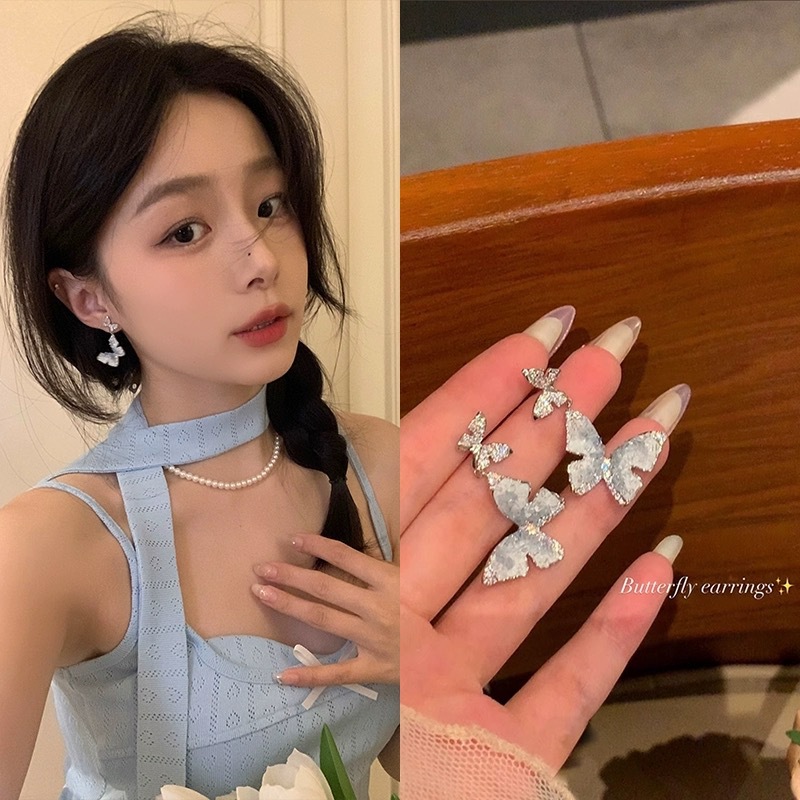 Elegant universal earrings