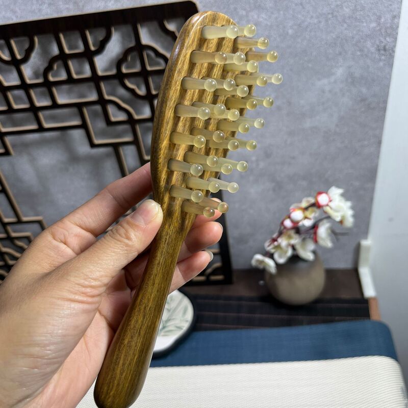 新型檀木羊角経絡マッサージ櫛32釘ハンドル挿し歯櫛家庭用全身通用頭皮経絡櫛|undefined