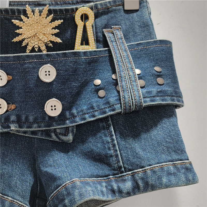 Pantalón Corto de Mezclilla Cintura Baja para Mujer