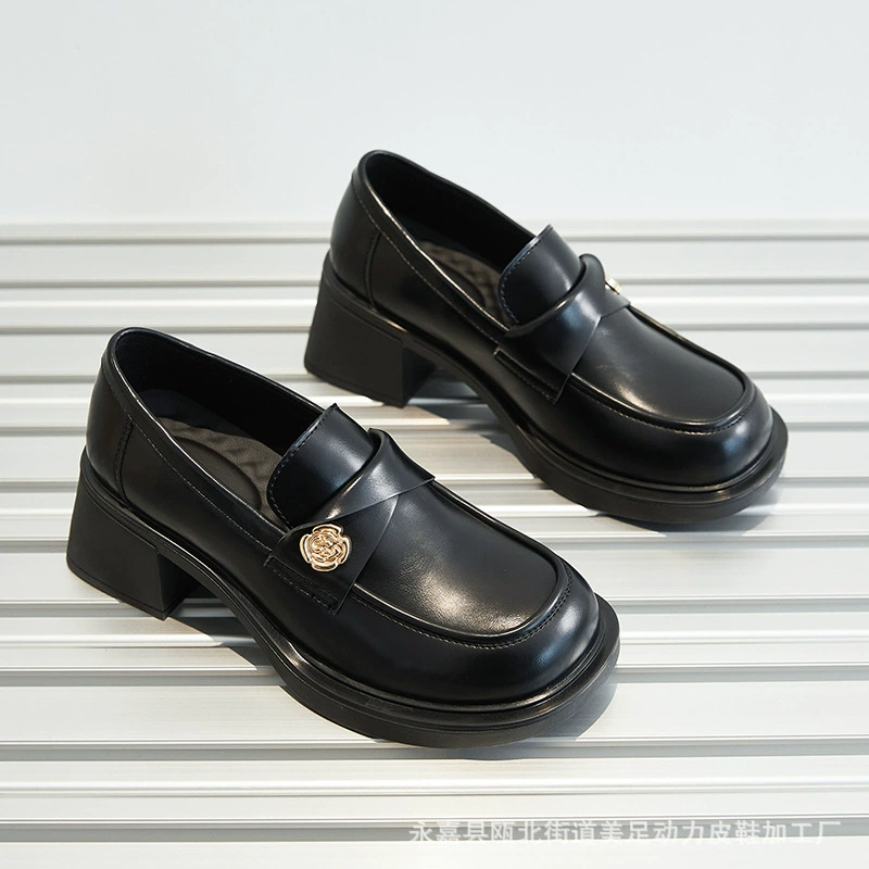 Женский британский стиль 2024 Весна Новые супер красивые Камелия Коренастый каблук туфли на среднем каблуке кожаные туфли