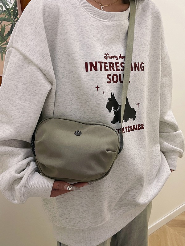 Nuevo tipo de tela de nylon, bolso de pecho deportivo de alta calidad, bolso de hombro de gran capacidad, bolso de tela ligero