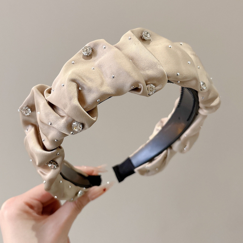 Celestial perforación de clavos de estrellas plegados para mujeres primavera y verano nuevo estilo retrógrado francés temperamento rojo clip de cabello explosión