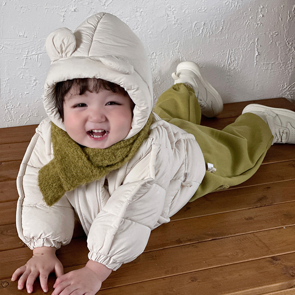 [Estilo personalizado] Ropa de algodón para bebé Ropa de invierno para hombres y bebés Cute Bear Plus Chaqueta acolchada de terciopelo Ropa de salida para bebés coreanos