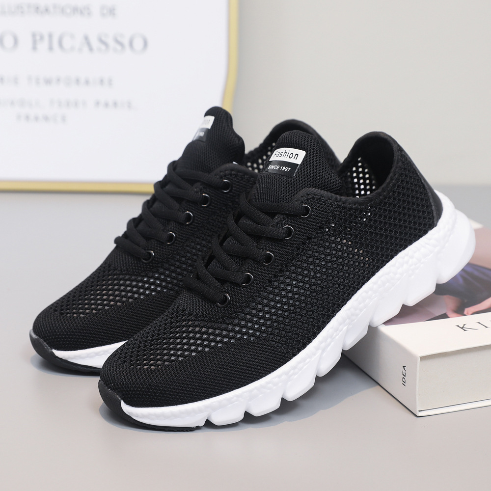 Zapatos de mujer de verano huecos con suela suave cómodos zapatos de correr al aire libre ligero correa de malla de verano transpirable