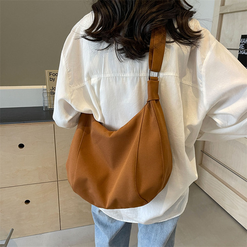 Canvas bag women's bag 2024 new solid color Ruiying fashion large capacity dumpling bag single shoulder crossbody commuter women's bag