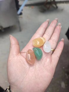 �½���z��СԪ���S������ʯɢ���ӱ�녵����G���s��֪�˵���
