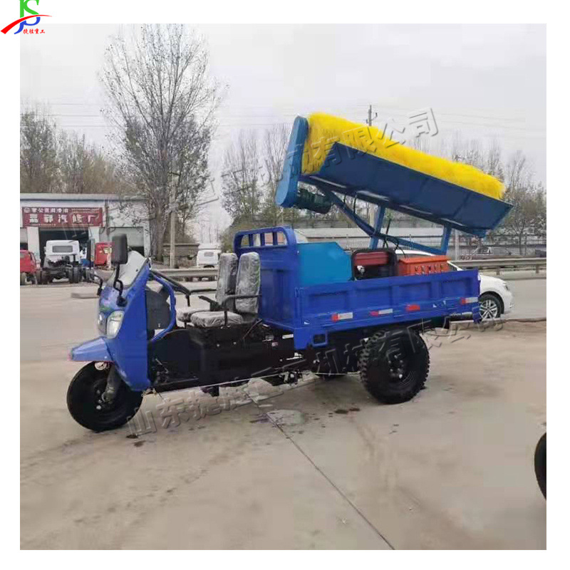 工地彩钢板围挡清洗机市政道路两侧护栏冲洗机城市步行街洗刷机
