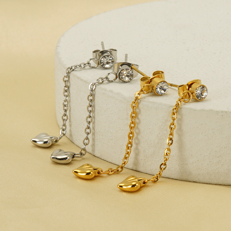 Nueva borla de acero inoxidable transfronteriza pendientes encantadores hembra europea y americana elegante ins luz pendientes de diamantes de lujo pendientes al por mayor