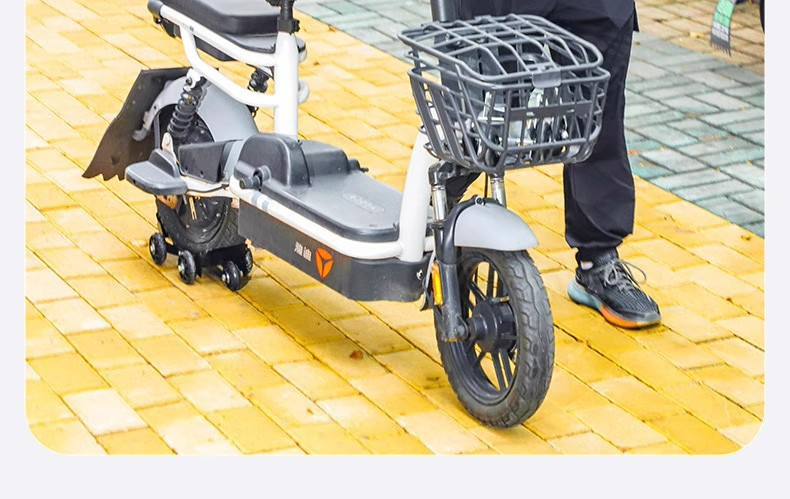 Electric scooter flat tire booster, three-wheeled electric motorcycle flat tire emergency assist trailer, self-rescue tool for riding