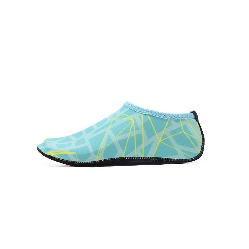 Детский зеленый принт