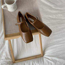 2023早春秋季新款日系方头瓢鞋女粗跟法式复古一字扣带方扣单鞋女