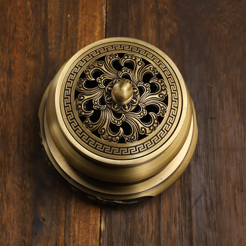 Copper incense burner three-legged bare face incense burner aromatherapy burner sandalwood burner household worship copperware crafts manufacturer wholesale