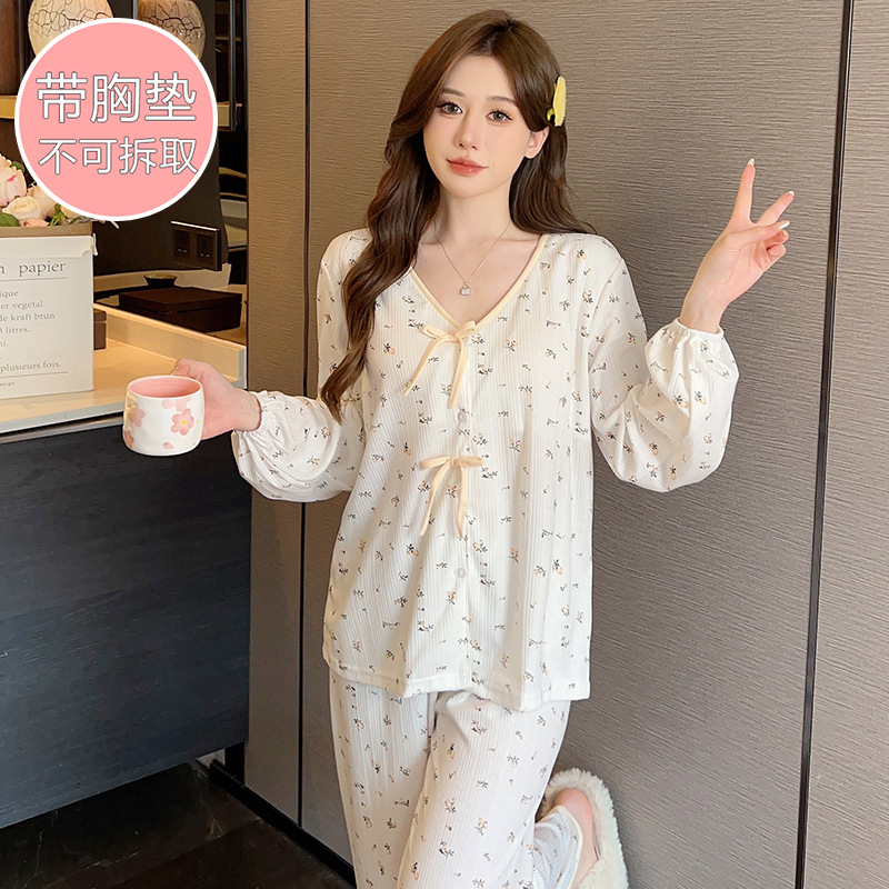 Pijamas de mujer con almohadilla en el pecho 2023 primavera y otoño dulce cardigan pantalones de manga larga Internet Celebrity ropa de casa de dos piezas se puede usar fuera