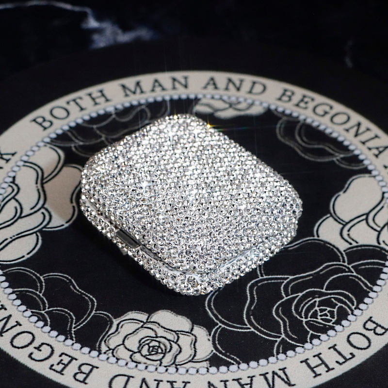 Cross-Border Hot-Selling Rhinestone-Encrusted Ashtray, Exquisite Full-Diamond Anti-Fly Ash Stainless Steel Creative Diamond-Encrusted Car Ashtray with Lid