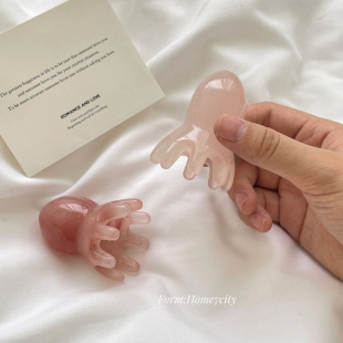 "Little Octopus Massage Comb" Head Therapy Dredges Meridians Soothing Comb Resin Octopus Massager Mini Portable Health Care