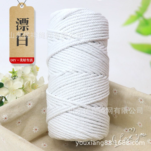 White, 100meter