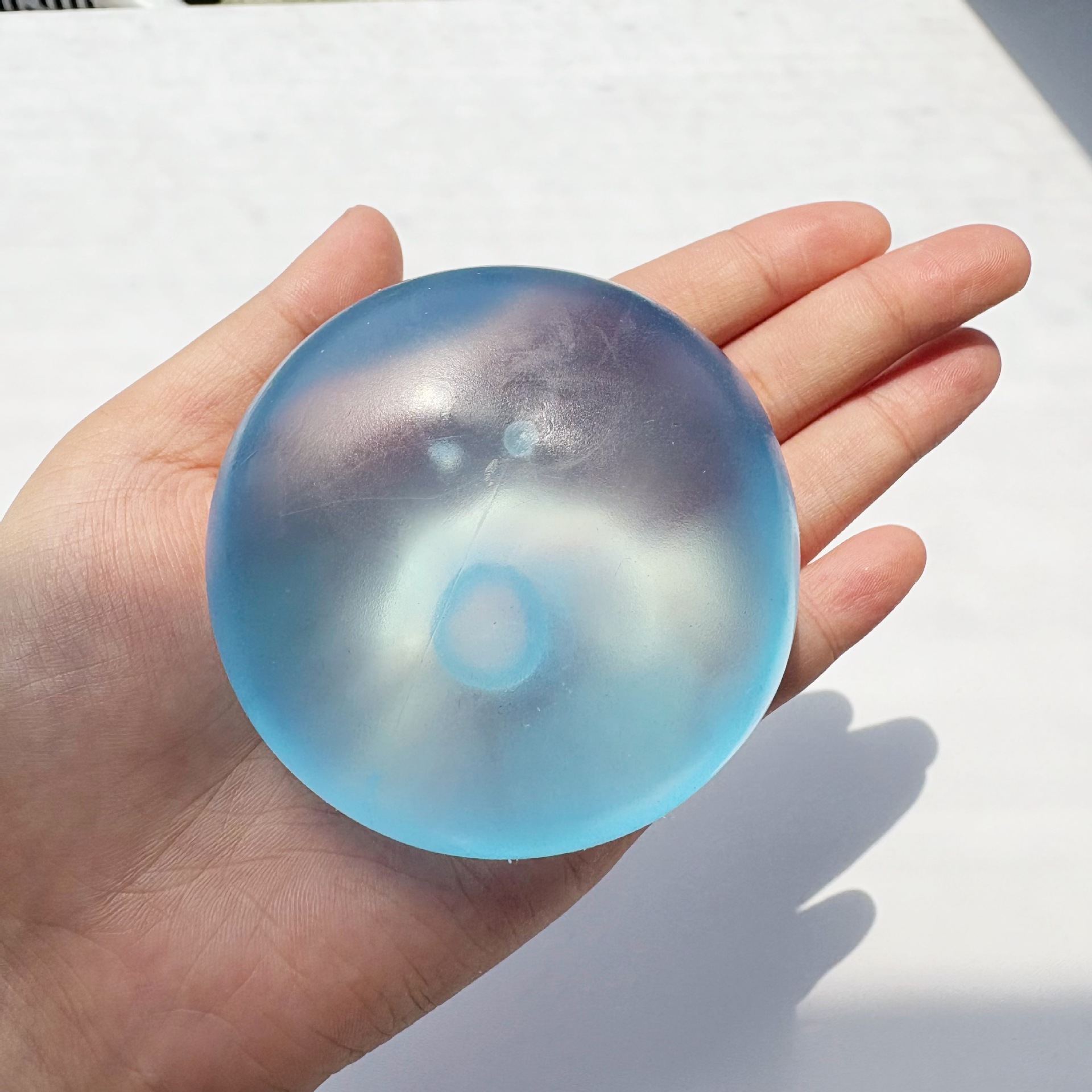 6cm blue vaseline handmade ball [not maltose]