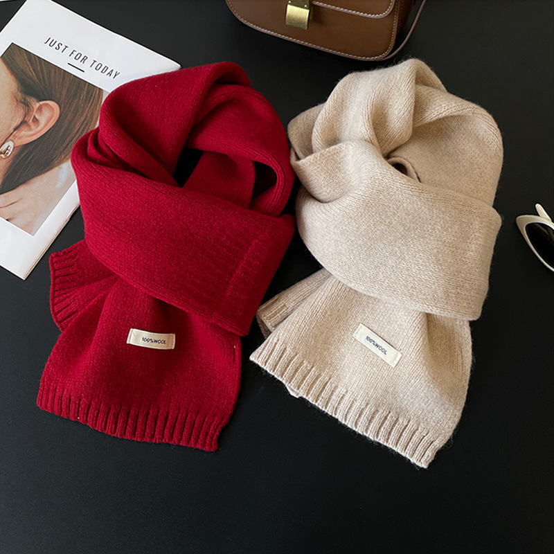 100% Australian wool scarf, Korean-style solid-color knitted scarf for winter, a stylish and elegant small scarf for both men and women, wholesale