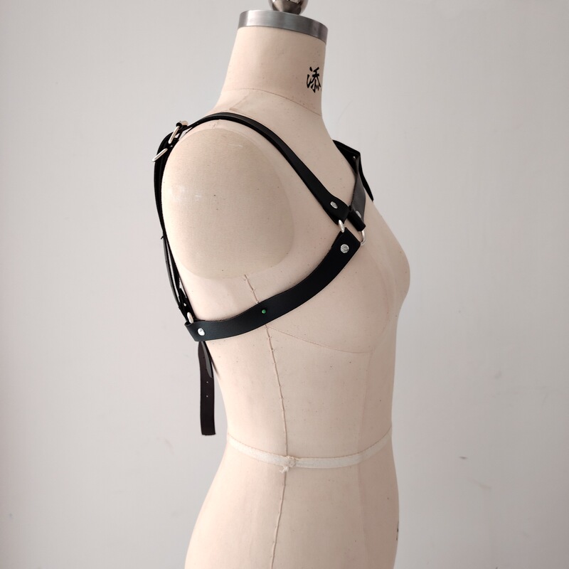 AliExpress Cross-border Battle Knight Armor Shoulder Armor Shrug Cover Cape Shoulder Strap PU Leather Chest Strap Direct Selling in stock AliExpress Cross-border Battle Knight Armor Shoulder Armor Shrug Cover Cape Shoulder Strap PU Leather Chest Strap Direct Selling in stock