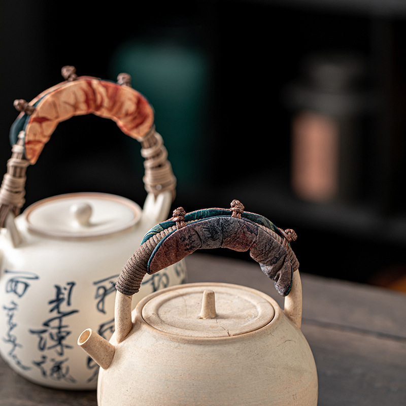 Chinese-style Handle Bracing Pot Silver Pot Iron Pot Teapot Anti-scalding Heat Insulating Handle Rope Tying Cloth Pad Tea Set Accessories Chinese-style Handle Bracing Pot Silver Pot Iron Pot Teapot Anti-scalding Heat Insulating Handle Rope Tying Cloth Pad Tea Set Accessories