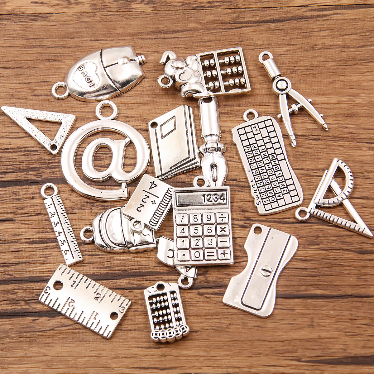 Random 100g of stationery models (repeated random opportunities)
