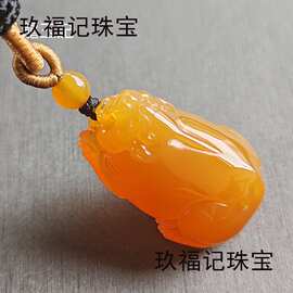 黄龙玉貔貅古兽吊坠挂件毛衣链苏工小神兽玉石小手把件茶宠