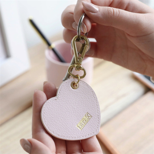 Wholesale pu leather keychain heart-shaped keychain pendant love key pendant constellation keychain