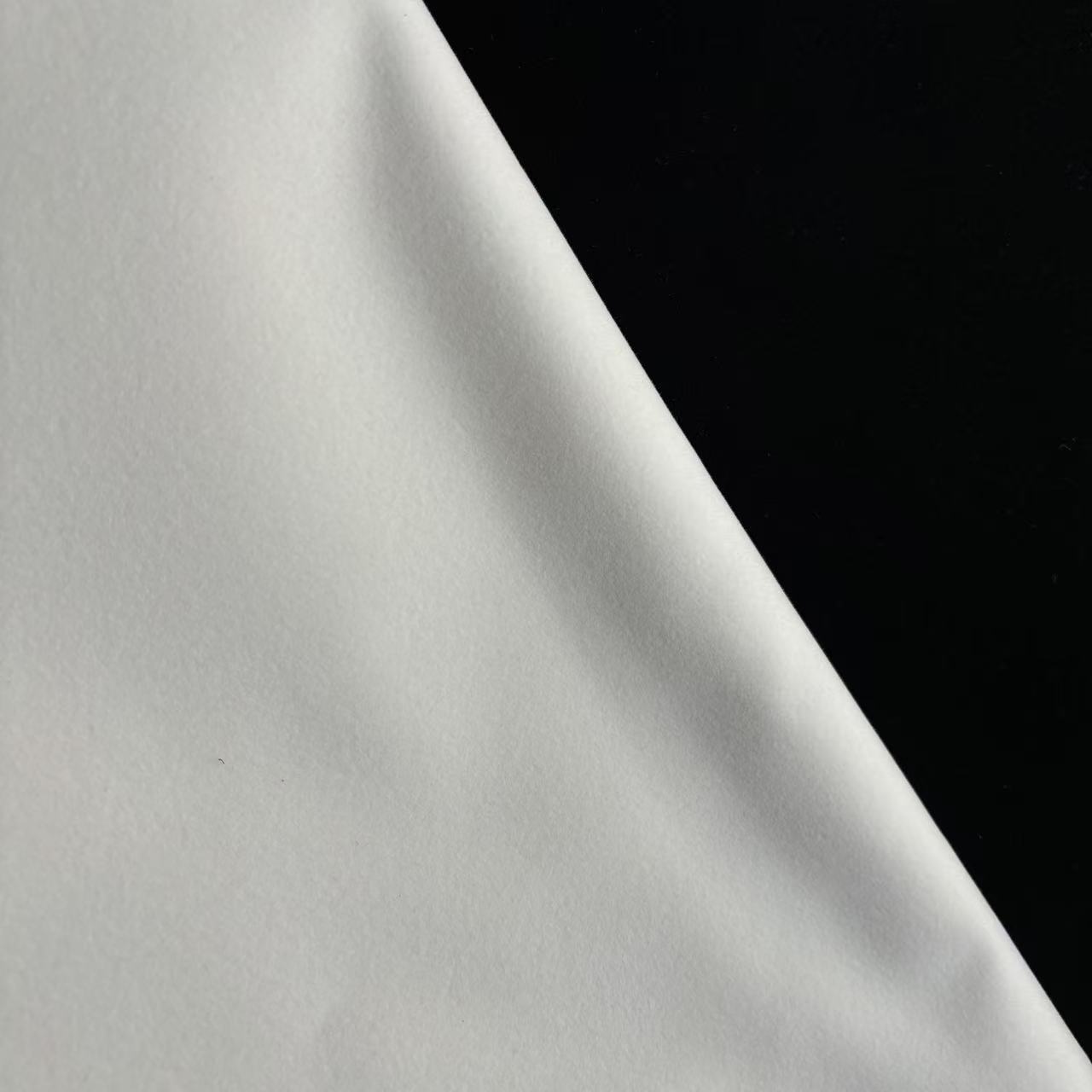 d27b0c6f65803869bed3c50e4b4e76