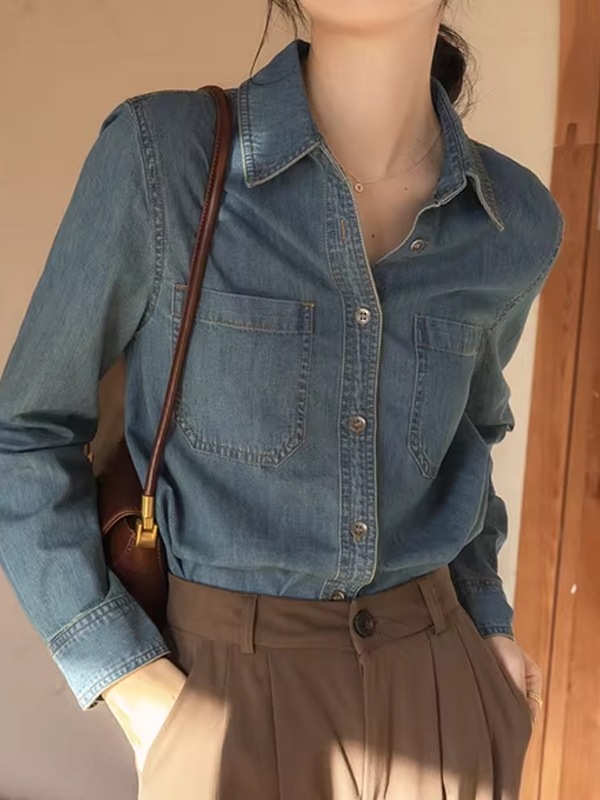 Retro blue spring shirt