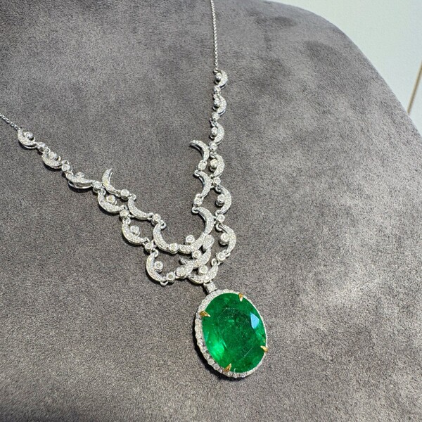 Organic necklace