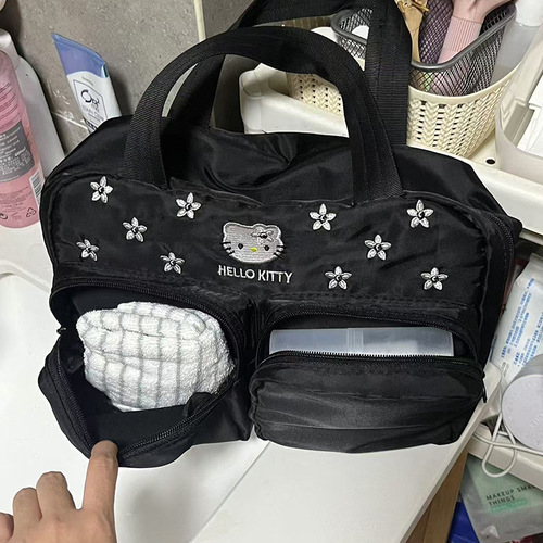 Middle-aged Hello Kitty Black Embroidery Travel Makeup Storage Bag Large Capacity Layered Portable Toilet Bag