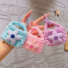 网红手工钩织耳机包创意编织零钱包创意小花朵钥匙扣玩偶公仔批发