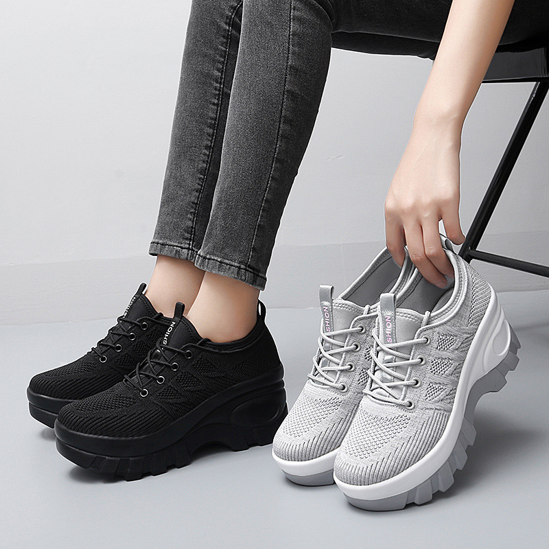 2025 New Cross-border Spring and Autumn Soft Bottom Mesh Breathable Slip-on Women's Casual Shoes Elderly Walking Shoes for Women