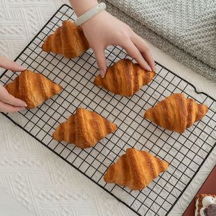 Simulation bread fake horn bag model can be praised cake window decoration camping decoration breakfast food shooting props