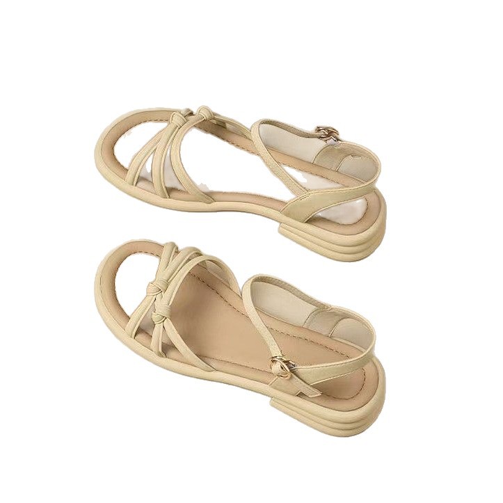 Sandalias de verano de alto nivel con falda francesa hermosa 2026 nuevo verano con sandalias para mujeres