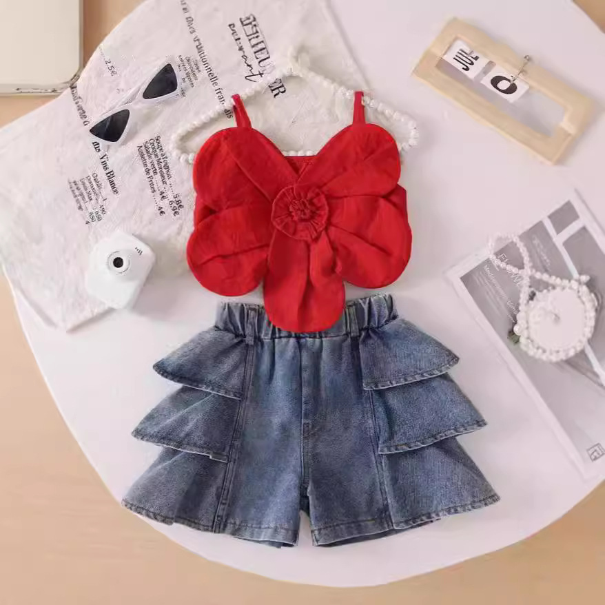2025 New Children's Clothing Floral Suspender Denim Shorts Set, High-End Pure Cotton, Korean Style, Trendy Cake Trim