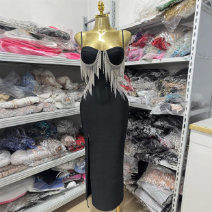 �W�����A���Kˮ��Ը��U�ո��_���ɫ�����B��ȹŮ��t̺�Ɍ��Y��