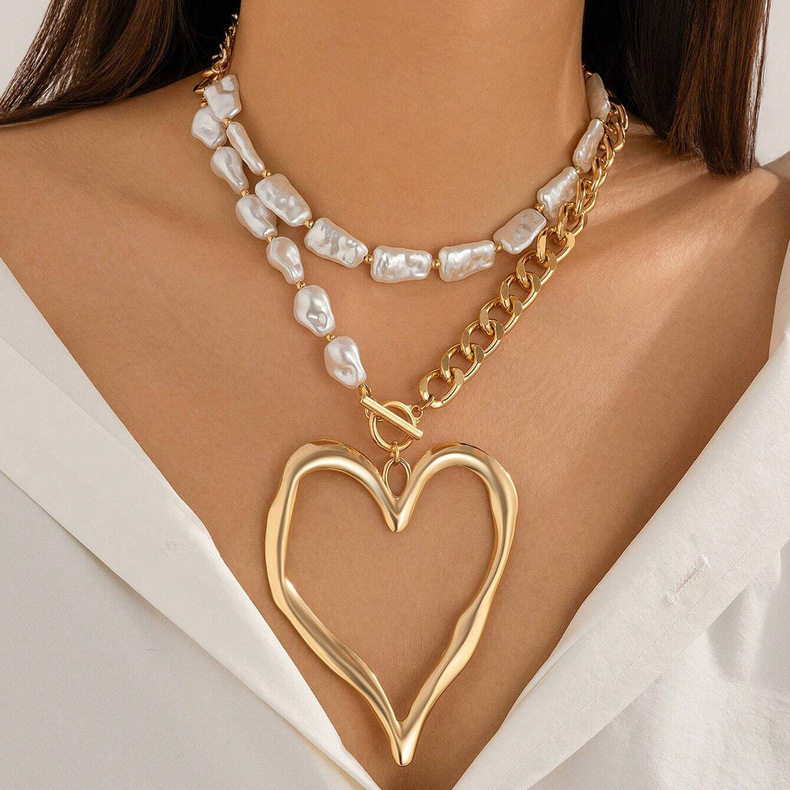 Elegant Modern Style Heart Shape Alloy Plastic Lobster Trigger Clasp Closure Statement Necklaces Wholesale display picture 3