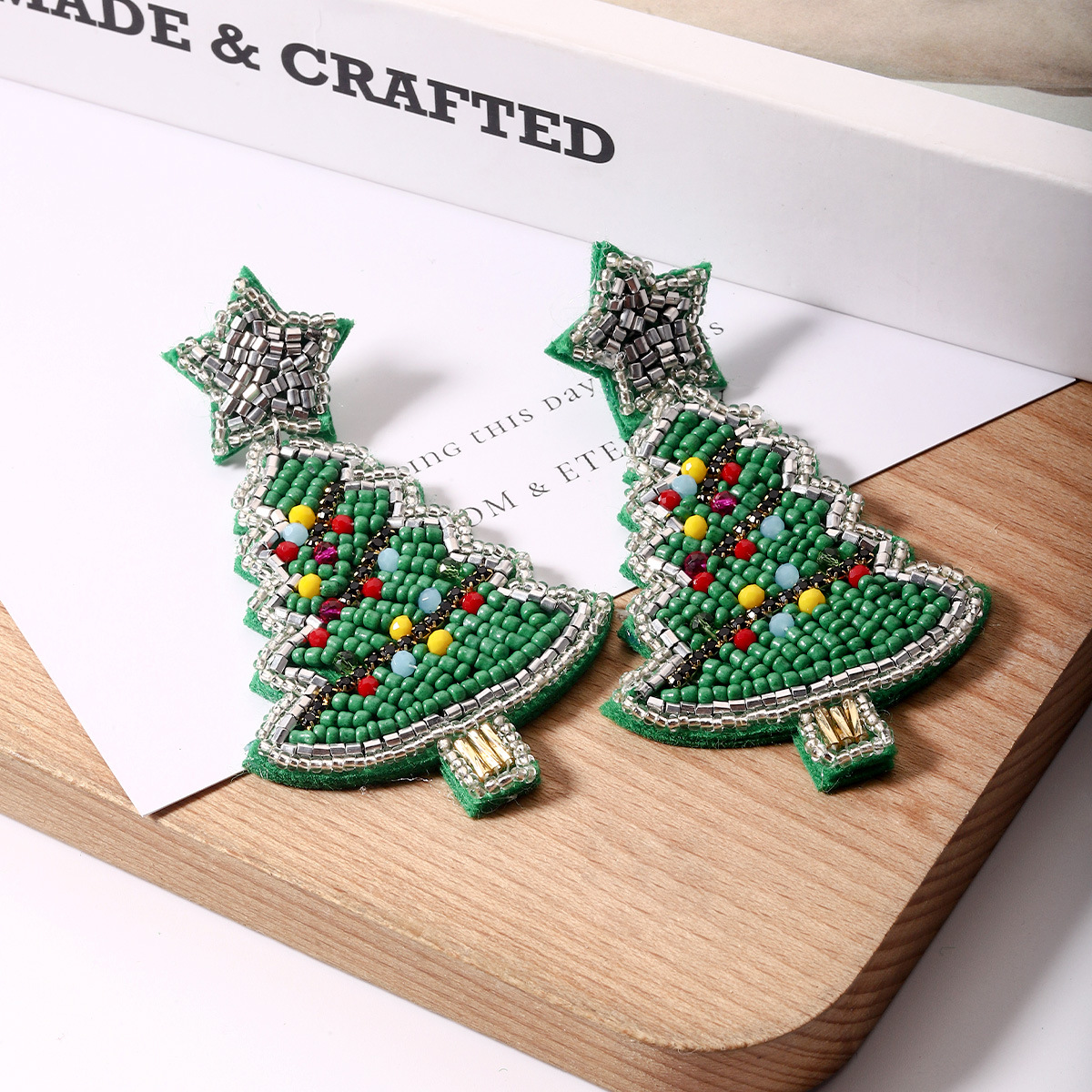Golden Plated Plating Material Beads Inlay Material 1 Pair Christmas Fashion Christmas Tree Braid Plastic Beads Drop Earrings