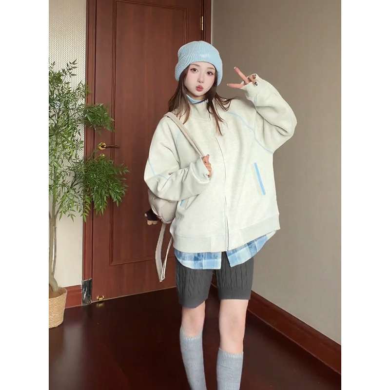 White-Gray Hasselblad-Style Cardigan Sweatshirt for Men and Women, Spring Korean-Style Stand-Collar Baseball Jacket, American Casual Sports Coat White-Gray Hasselblad-Style Cardigan Sweatshirt for Men and Women, Spring Korean-Style Stand-Collar Baseball Jacket, American Casual Sports Coat